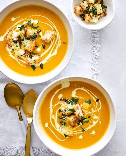 Creamy carrot soup