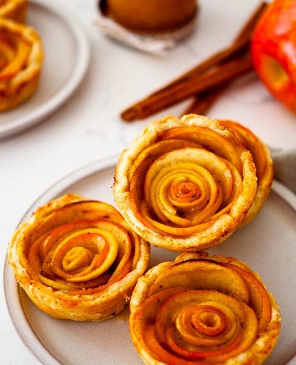 Mini Caramel Apple Pies