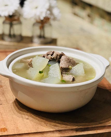 Pork Ribs Soup With Wintermelon | 排骨冬瓜汤