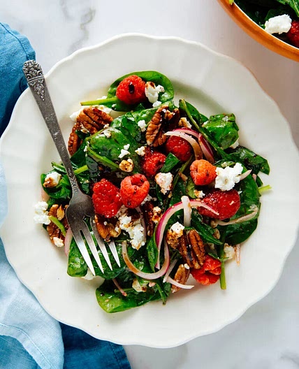 Spinach, Goat Cheese, Raspberry & Walnut Salad