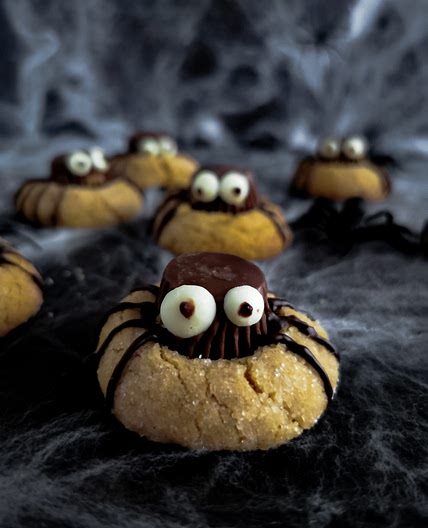 Halloween Peanut Butter Spider Cookies