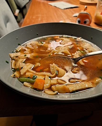 Fädle Suppe