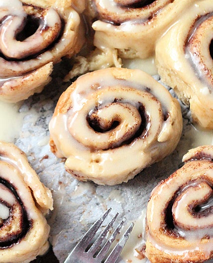 Slow Cooker Self Rising Flour Cinnamon Rolls