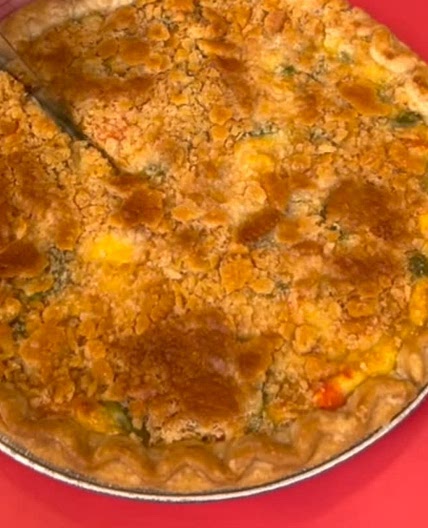 EASY CHEESY CHICKEN POT PIE