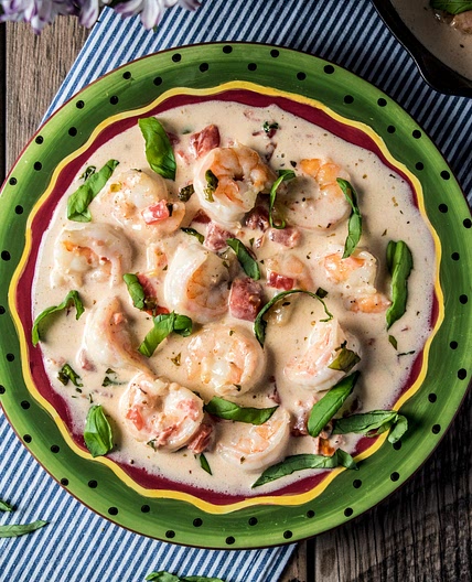 Keto Shrimp in Tomato Basil Cream Sauce