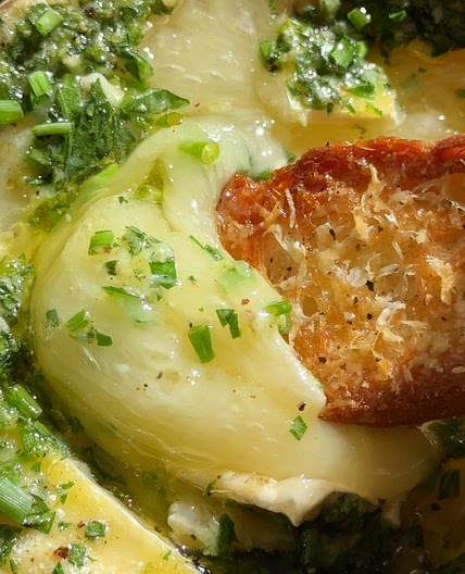 Garlic Bread Brie