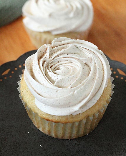 Apple Pie Stuffed Cupcakes