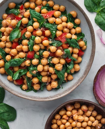 Mediterranean Chickpea Salad