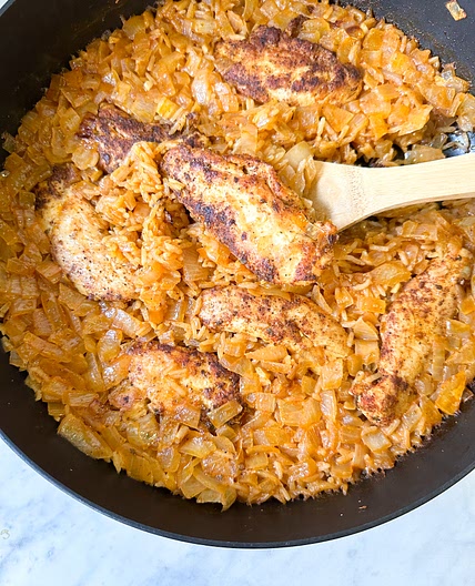 ONE-POT BUFFALO CHICKEN AND RICE