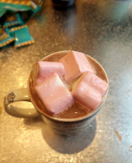 Simple hot chocolate 🍫