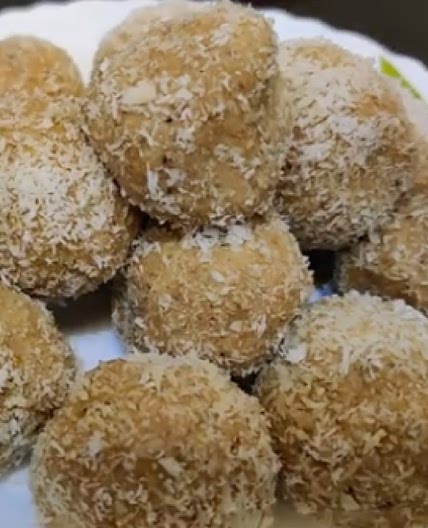 Diwali Special Besan Ladoo Recipe by Hemangi Pore