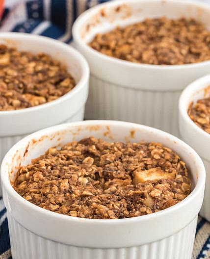SWEET APPLE WALNUT OATMEAL