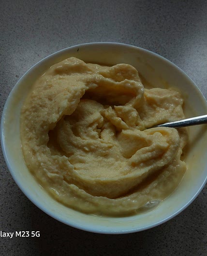 Tropical vegan frozen yogurt