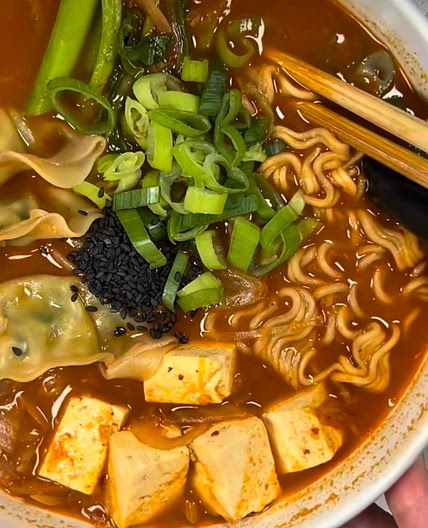 KIMCHI AND DUMPLING NOODLE SOUP