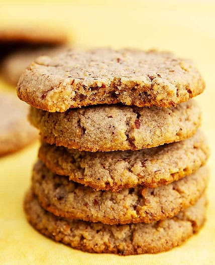 Low Carb Butter Pecan Cookies