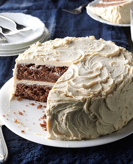 Aunt Murna's Jam Cake