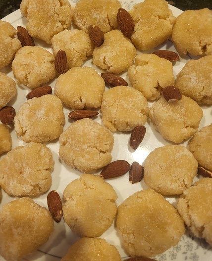 Amaretti Cookies with Monkfruit
