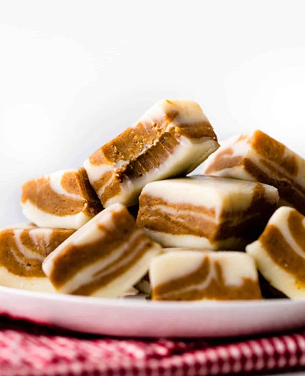 Gingerbread Swirl Fudge