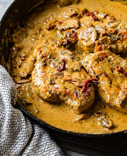 Quick and Easy Creamy Herb Chicken with Sun-Dried Tomatoes