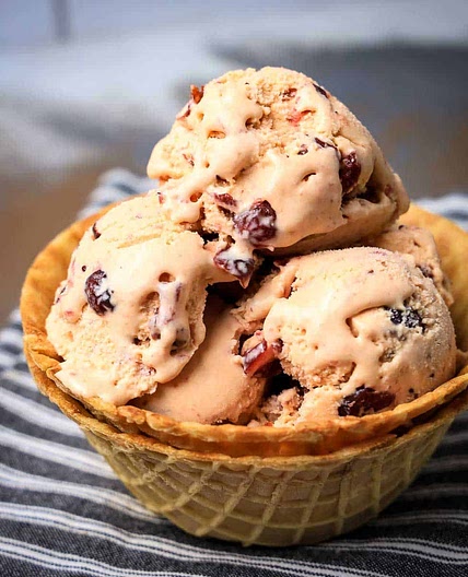Cranberry Ice Cream