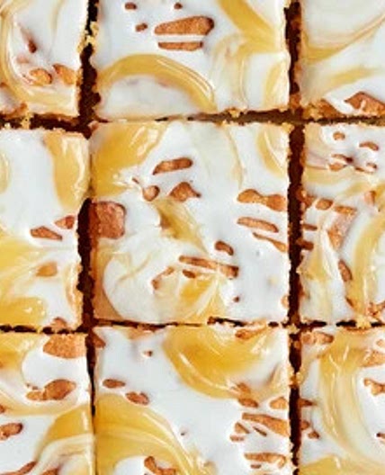 Lemon & Elderflower Traybake
