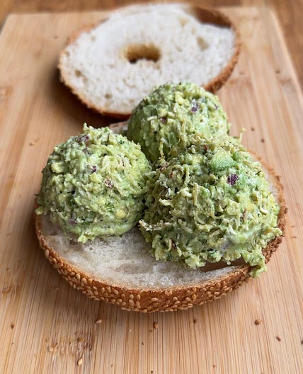 Shredded Tofu and Avocado Bagel 🥑