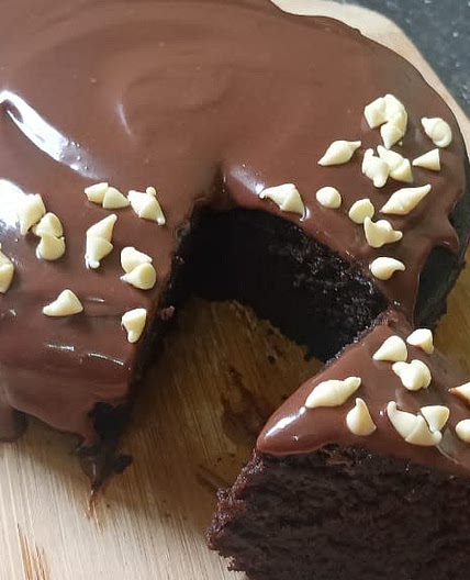 Eggless chocolate cake