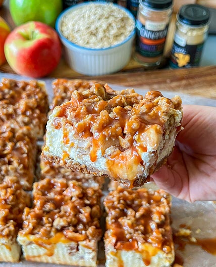Apple Pie Cheesecake Bars