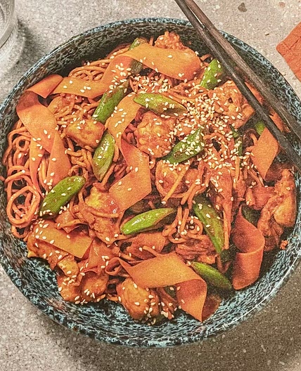 Thai chicken and noodle stir fry 