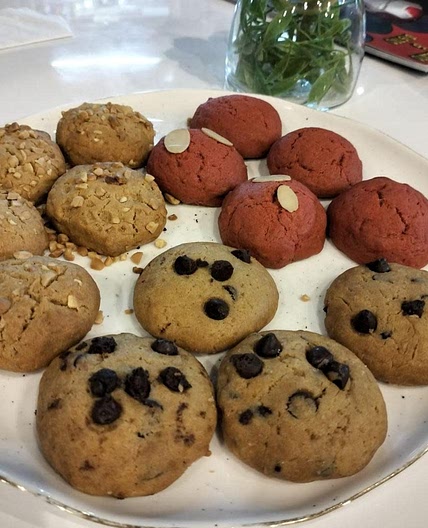 The Ultimate Crunchy Chocolate Chip Cookie