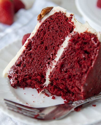 Easy & Moist Gluten Free Red Velvet Cake