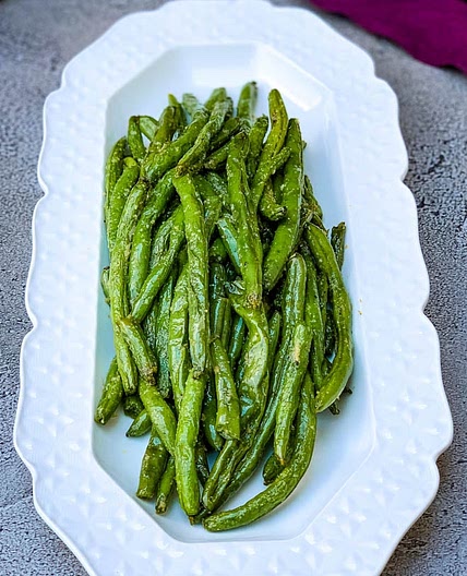 Air Fryer Garlic Roasted Green Beans