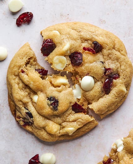 D'licious White Chocolate Cranberry Cookies