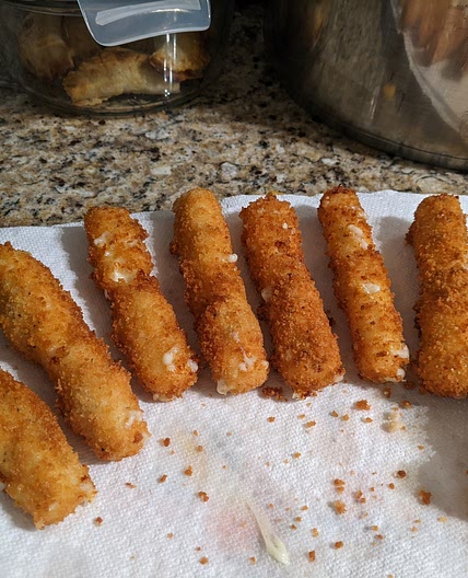 Fried Mozzarella Sticks