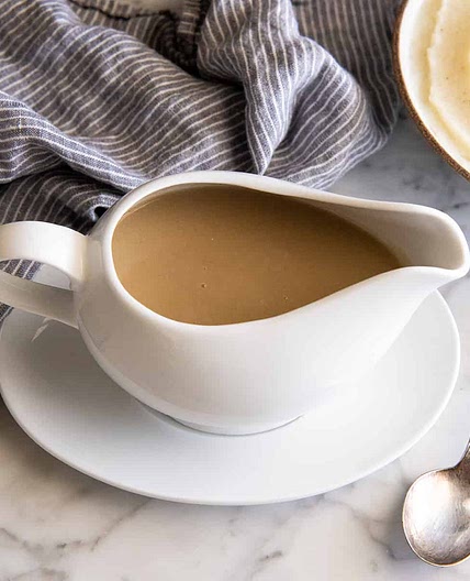 Easy Turkey Gravy Recipe (from drippings)