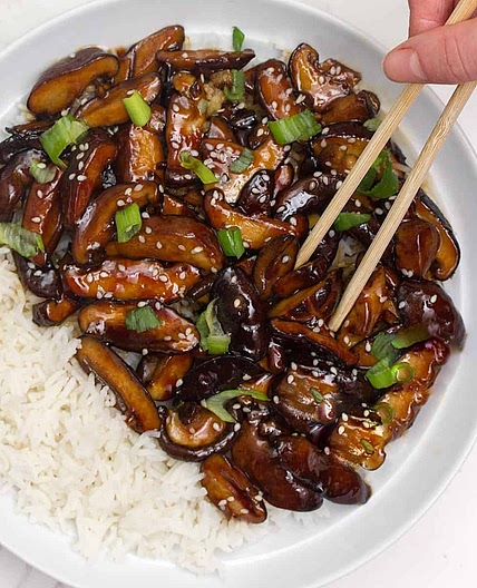How To Prepare And Cook Shiitake Mushrooms