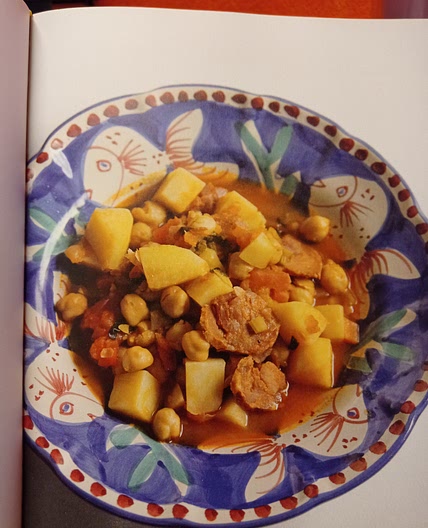 Eintopf von Kichererbsen und Garnelen mit Chorizo
