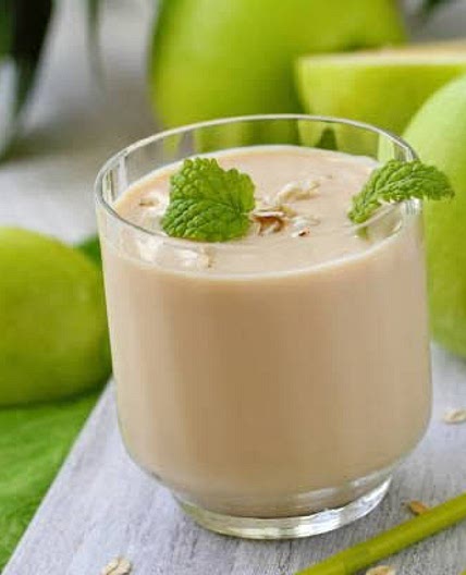 Licuado de manzana con avena