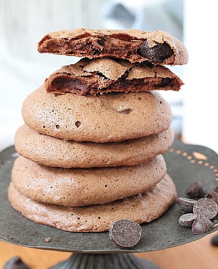 Brownie Meringue Cookies