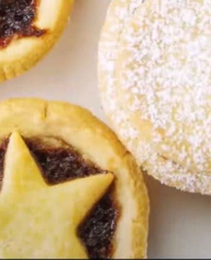 Fruit mince pie pastry: gluten free and vegan