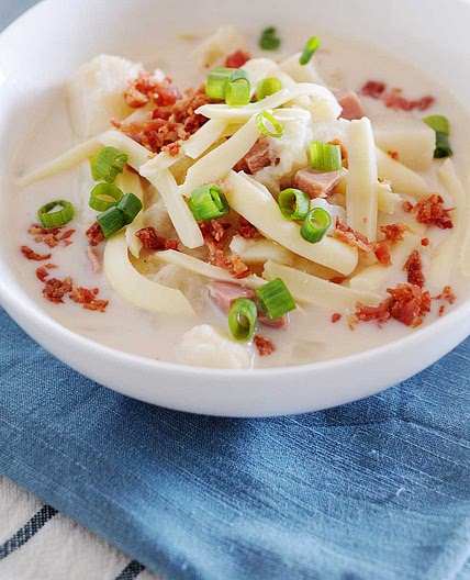Slow Cooker Loaded Baked Potato Soup