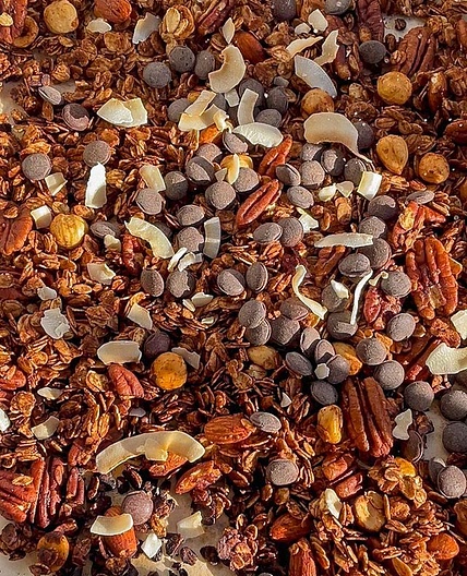 Healthy Chocolate Granola with Hazelnuts🍫🌰
