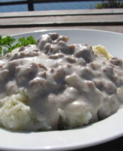 Hamburger Gravy over Mashed Potatoes