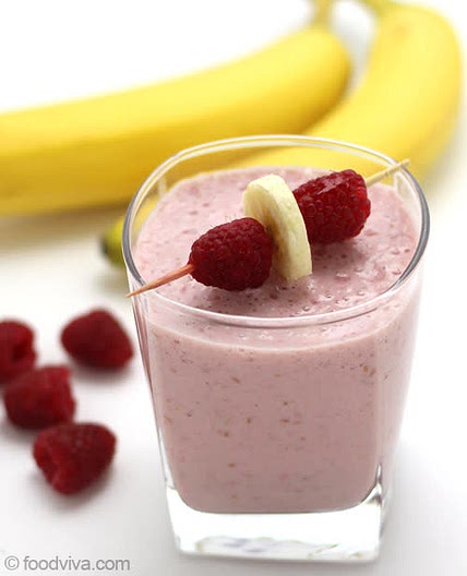 Raspberry banana smoothie