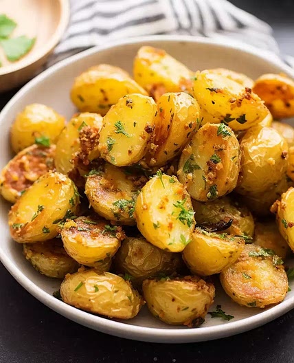 Garlic Roasted Potatoes