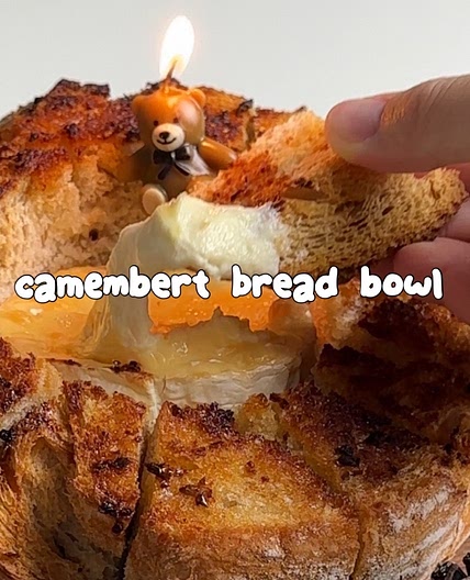 Camembert bread bowl