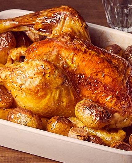 Poulet rôti et pommes de terre grenailles