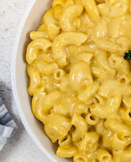 Dutch Oven Mac and Cheese