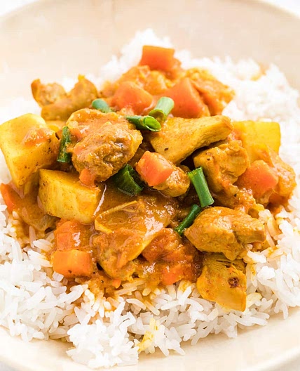Instant Pot Chicken and Veggie Curry