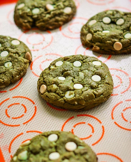 Matcha Macadamia Nut Cookies (Matchadamia Nut Cookies)
